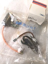 Omc Johnson Evinrude Brp 382135 & 382136 Points & Condenser Set Breaker OEM