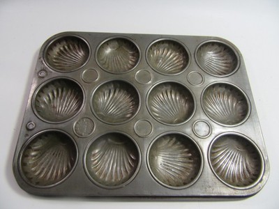 Vintage Kuchen Brötchen Backform - 12 Loch nahtlos hygienisch Shell Design