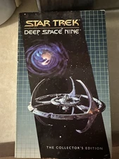 STAR TREK DEEP SPACE NINE - VHS - THE COLLECTOR'S EDITION - CLAMSHELL NEW SEALED
