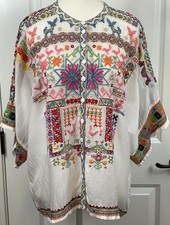 Johnny Was White Embroidered Blouse Top Butterflies Birds Size Small Boho