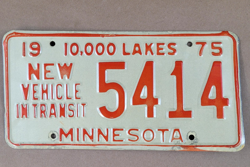 1975 Minnesota MN 10,000 Lakes New Vehicle Transit License Plate 5414