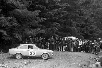 Chris Beynon Lyn Andrews Ford Escort MkI Welsh Rally May 10 1974 Old Photo