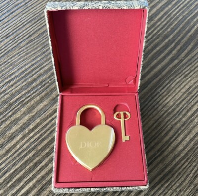 Brand New Dior Beauty Gift-with-Purchase (GWP) Heart Padlock  Dior Gold Heart Padlock and Key display picture 1