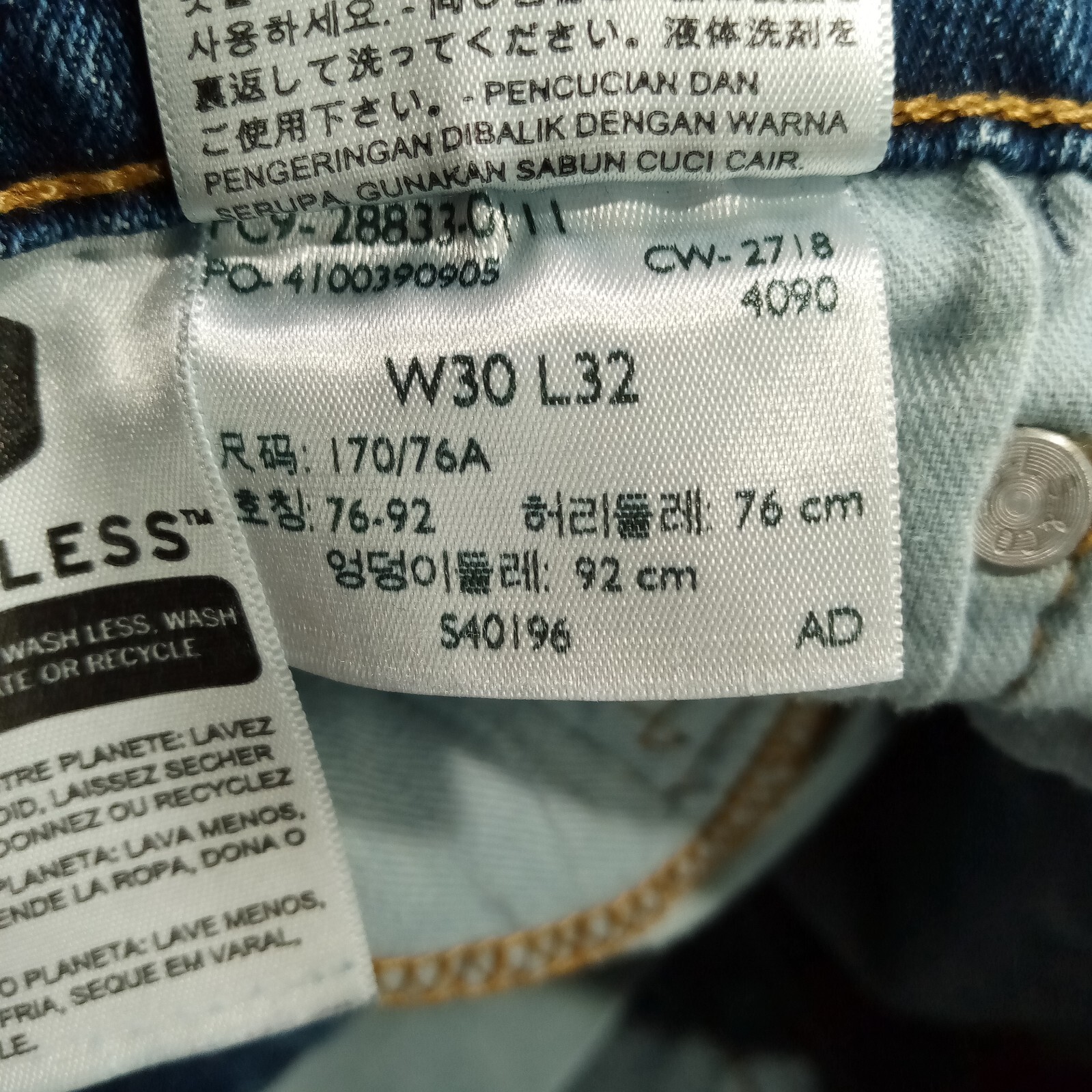 Foto 11 di 13
