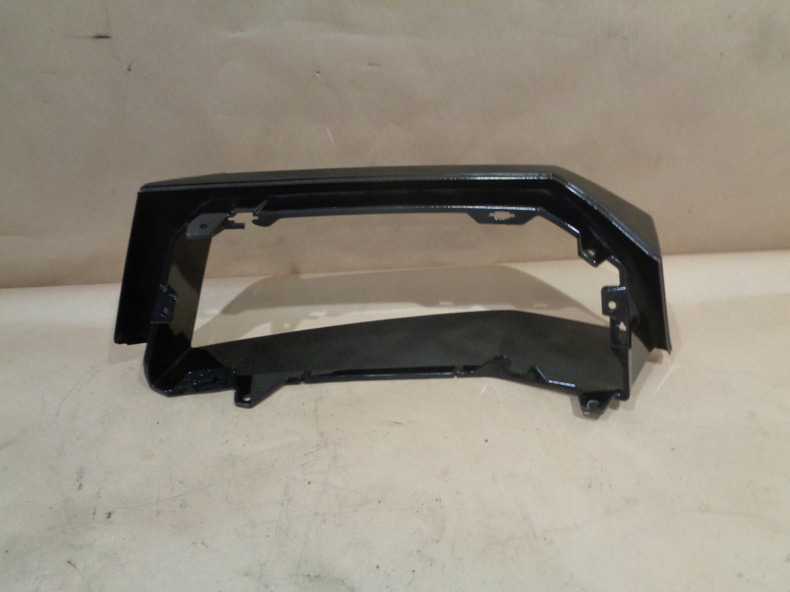 Lamborghini Aventador LP700-4 - Rear Bumper RH Grille Mount P/N 470807834
