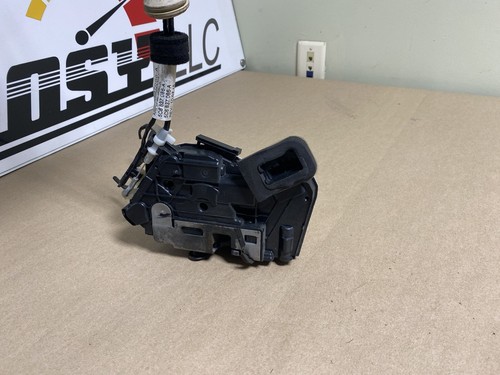 2017- 2022 Volkswagen Passat Door Latch Lock Actuator Front Right OEM 5GM837016C - Picture 9 of 11