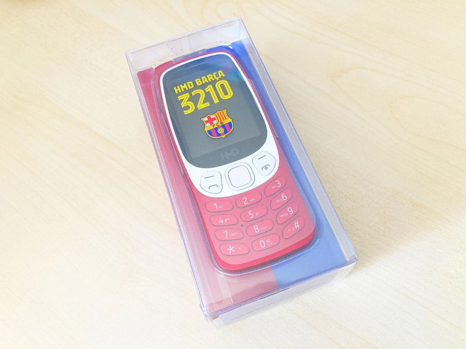 Nokia 3210 4G - Barca Edition - Red - Brand NEW - HMD - Barça - FC Barcelona - Image 2 of 4