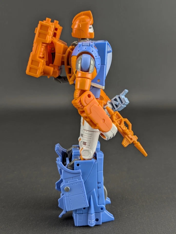 Transformers Legacy Dion complete Hasbro SDCC War Dawn Generations - Image 4 of 4