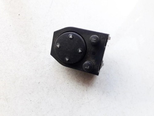 Audi 80 1994 Wing mirror control switch (Exterior Mirror Switch) 8 #789304-86
