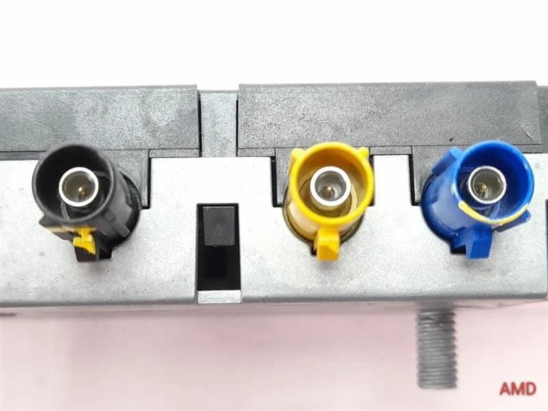 Amplificador de señal antena de radio convertible BMW 330ci 325ci E46 2001 65258386180 Foto 3 de 4