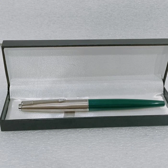 Pluma Estilográfica Parker 45 Vintage Verde Oscuro Borde Cromo EE. UU. Original Como Nueva VP240 Foto 3 de 4