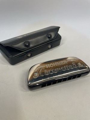 Hohner Mundharmonika, Tonart C-Dur, Modell 250C, silber.