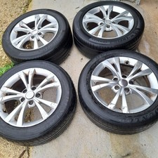 Set 4 CERCHI IN LEGA Originali ALFA ROMEO Giulietta 940 Con Pneumatici 205 55 16