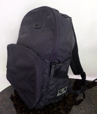Oakley Packable Lightweight Backpack ABYSS Waterproof Recycled 17.5L EUC