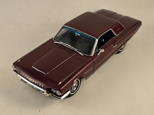 Danbury Mint 1964 Thunderbird HT "BURGUNDY METALLIC" LE w/ Paperwork 1:24 L@@K! - Picture 4 of 22