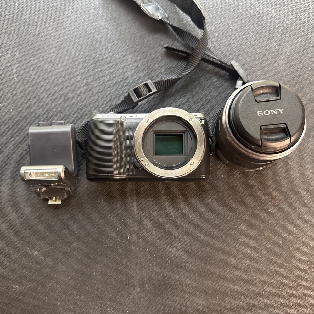 Sony Alpha NEX-C3 Digital Camera Untested w/ Sony 18-55mm E 3.5 