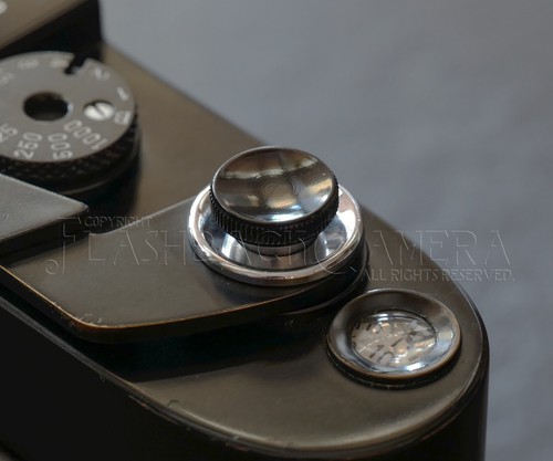 NANIGASHI Shutter Release Button BRASS BLACK PAINT 黒塗 'SMALL' Japan Made #024298