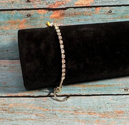 NEW Baublebar Disney Daisy Duck Tennis Bracelet • Pull-Tie Closure - Picture 9 of 12