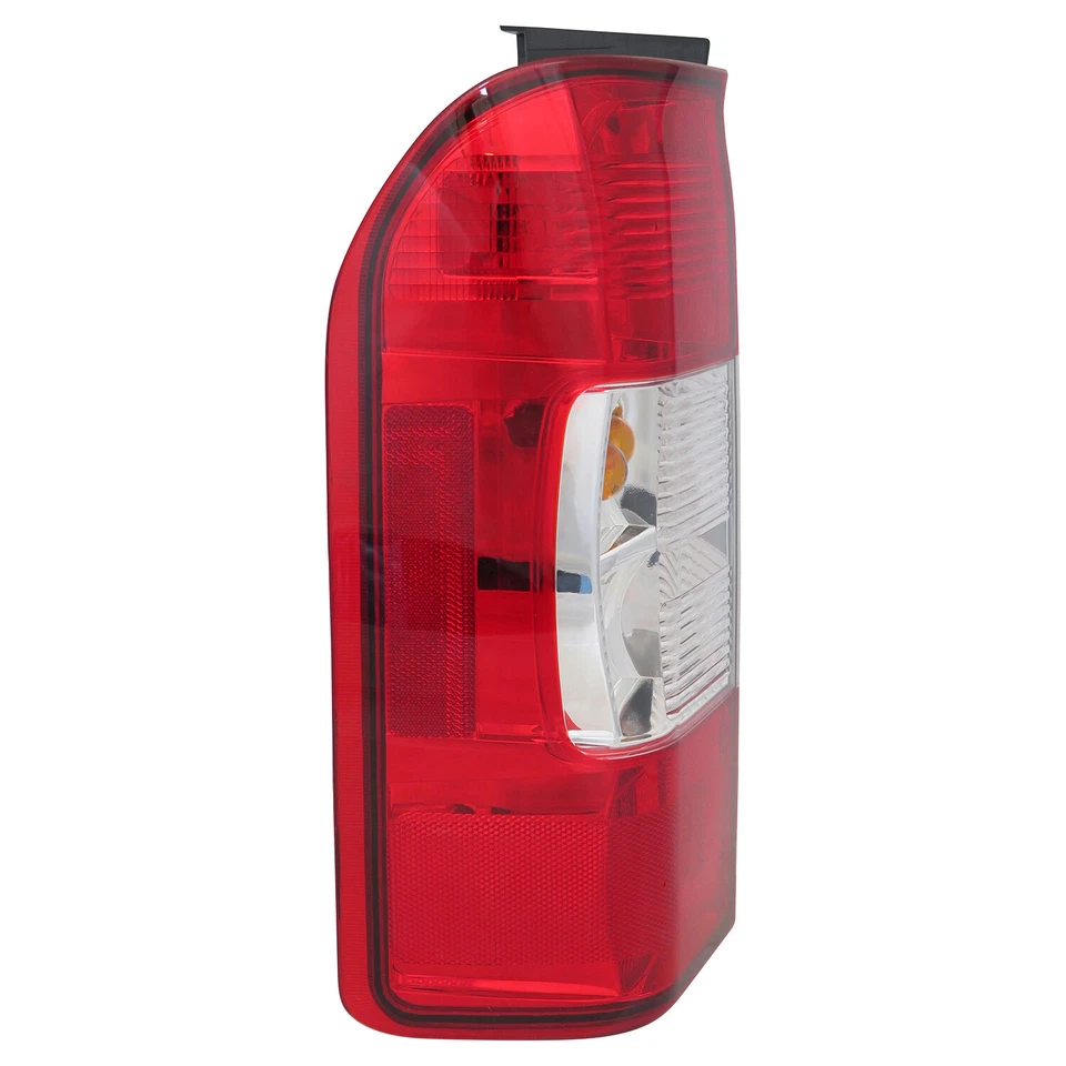 Juego de luces traseras izquierda y derecha para Nissan NV1500 NV2500 NV3500 CAPA 12-21 Foto 4 de 4