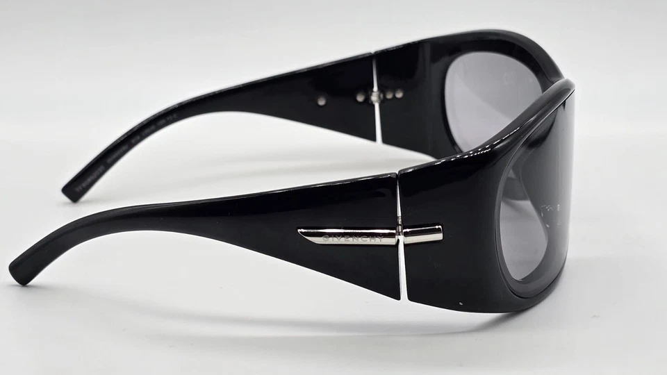 Givenchy black sunglasses gv40033U Square with Gray Lens - Image 2 of 4