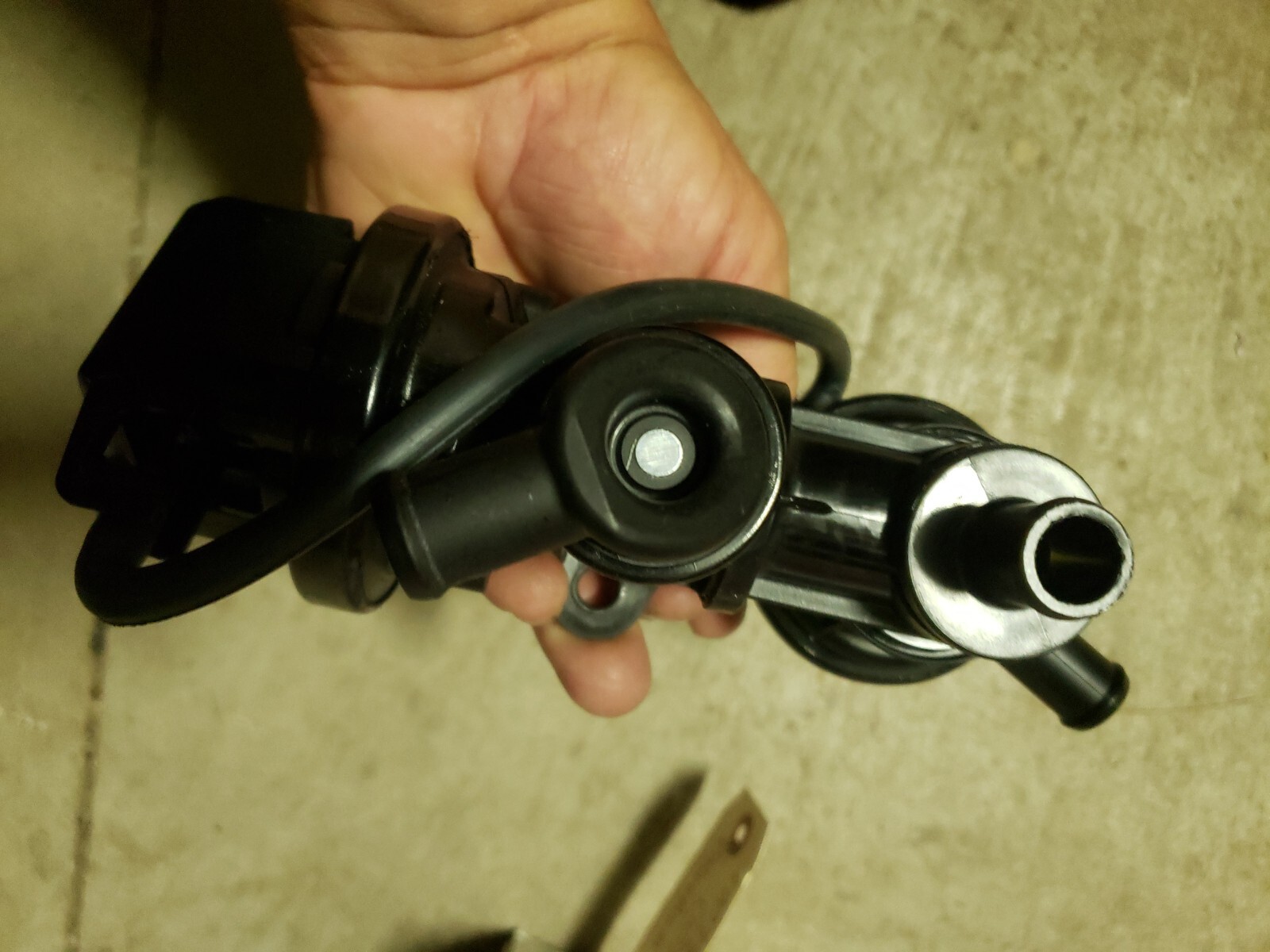 NEW AC DELCO 21456 GM OEM AIR BYPASS DIVERTER VALVE 17074393 eBay