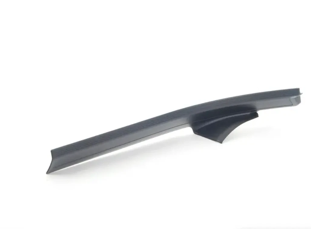 NEU BMW 7 E38 TUREINSTIEGSBLENDE HINTEN RECHTS 8174518 51478174518  