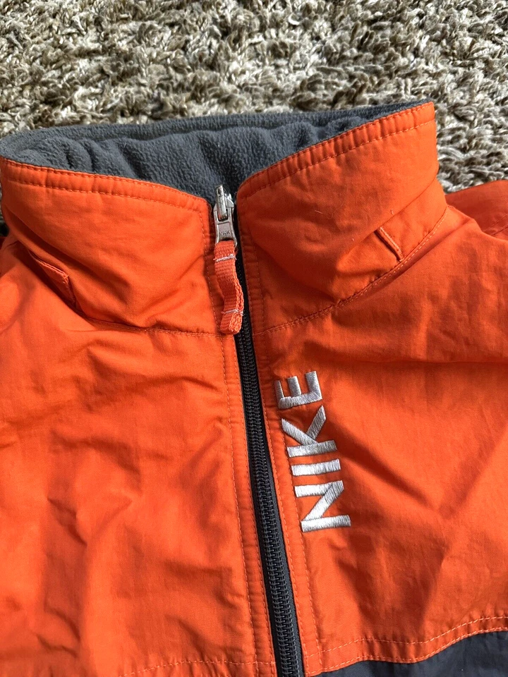 Abrigo Nike Vintage Reversible Para Niños XL 18-20 Swoosh Nylon Vellón Etiqueta Plateada Cremallera Foto 3 de 4