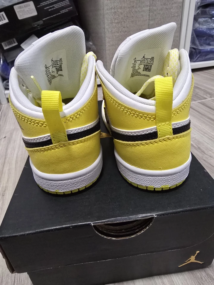 Nike Air Jordan 1 Mid SE TD Amarillo Rosa Niño Pequeño Talla 8C AV5172-700 Foto 4 de 4