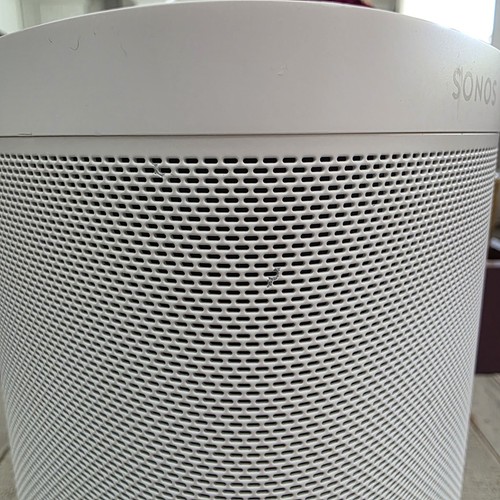 Sonos One Gen 2 Smart WiFi Speaker - Good Condition - Read Description 4 Details - Picture 15 of 15