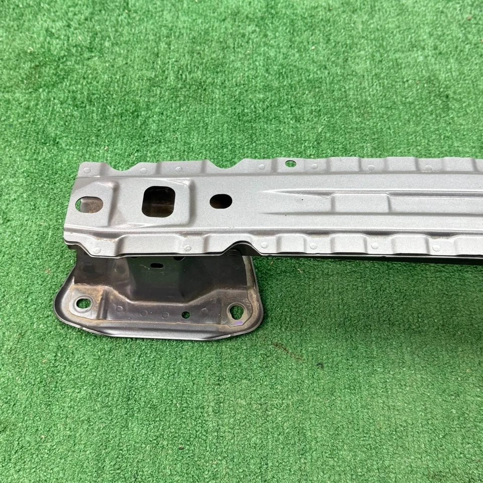 Barra de impacto de refuerzo para parachoques trasero Subaru Ascent 2019-2024 OEM Foto 2 de 4