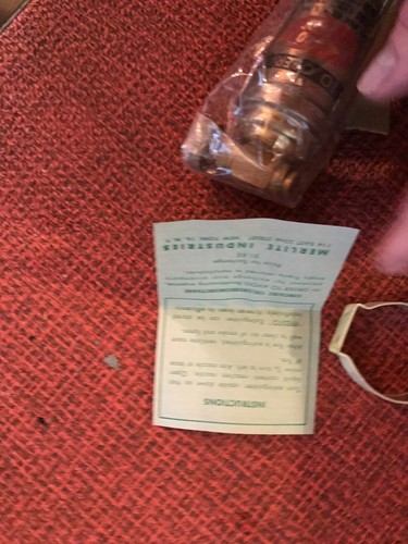 Vintage Presto Miniature Fire Extinguisher Brass With Mount Clip New In Box - Picture 5 of 6