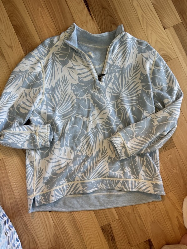 Tommy Bahama Reversible Sweater LIGHT BLUE Knit