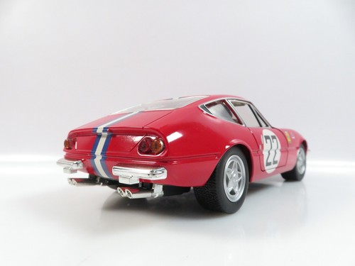 1:24 Bburago Ferrari 365 GTB 4 Rallye Nº 22 #A303 - Imagen 5 de 8