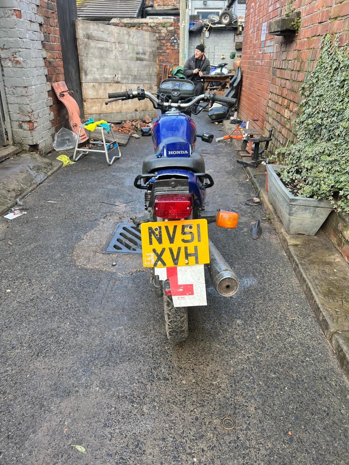2002 Honda CG 125 spares or repairs or easy project restoration barn find - Picture 7 of 20
