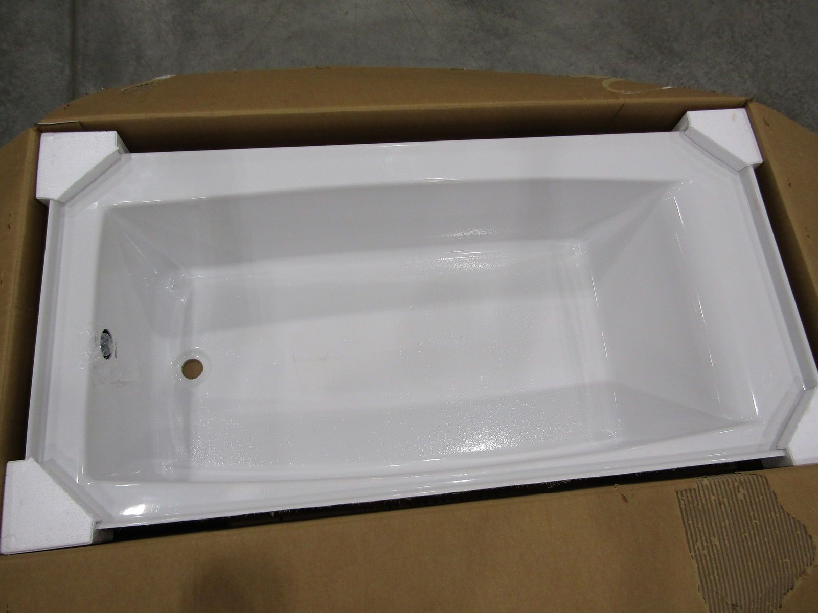 Kohler Elmbrook 60" x 301/4" Allcove Bath Right Drain White PN R23217