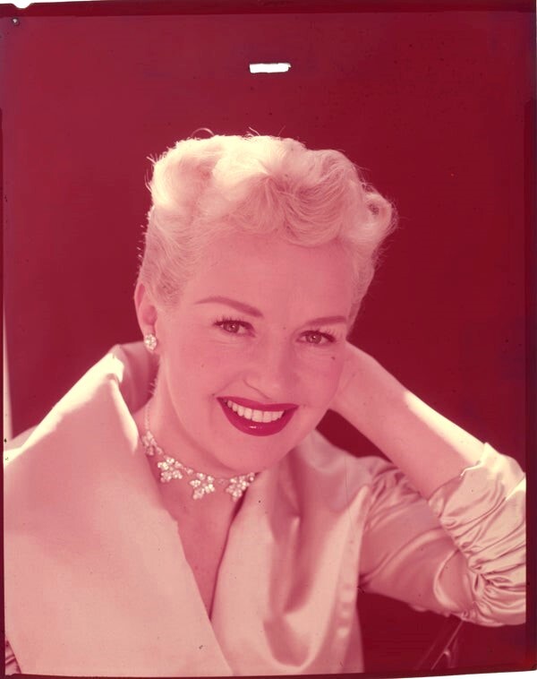 betty-grable-farbe