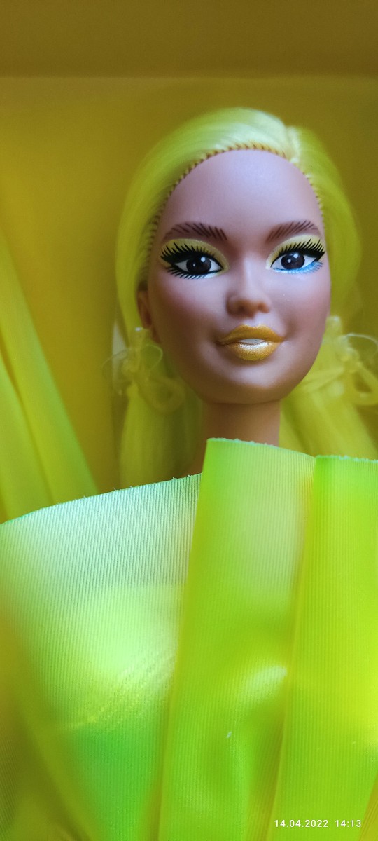 Barbie Chromatic Couture Yellow Exclusive Doll Convention 2022
