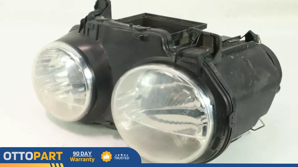 04-09 Jaguar XJ8 XJR Vanden Plas Front Right Passenger RH Halogen Headlight OEM - Image 2 of 4