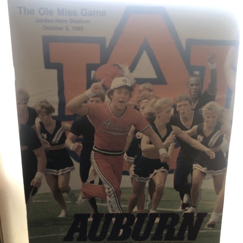 VINTAGE 1985 Auburn vs Ole Miss Football Program BO JACKSON SENIOR SEASON - Picture 3 of 6