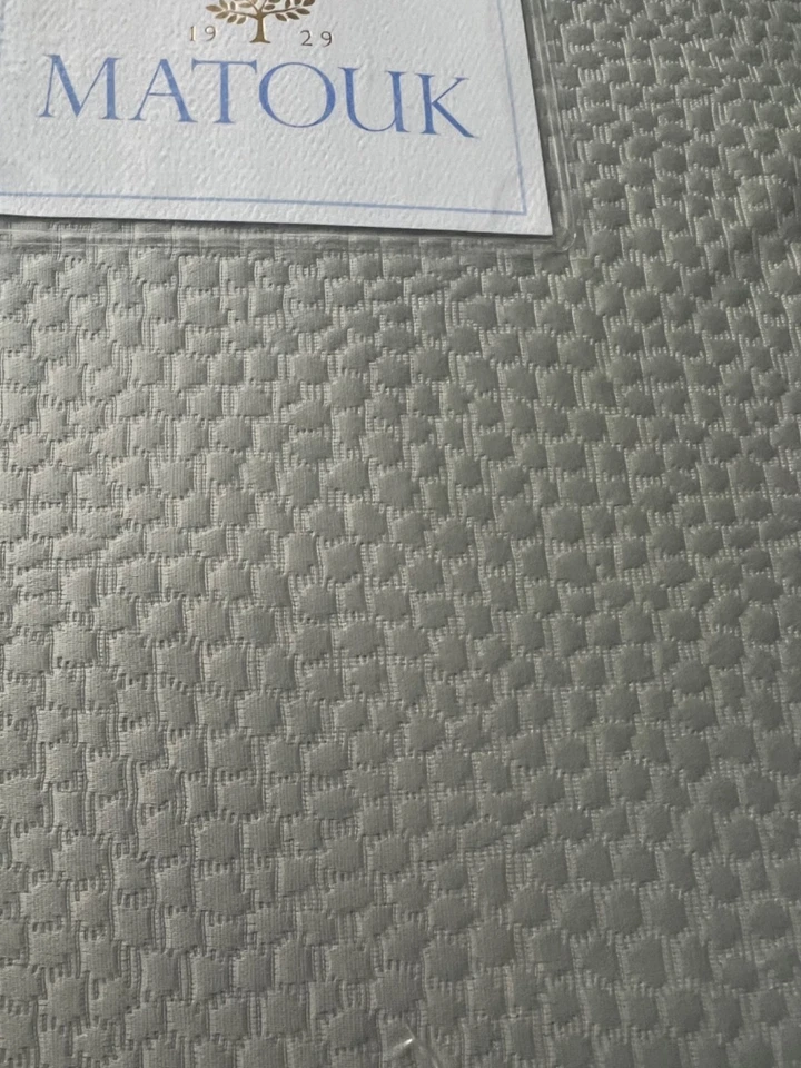 MATOUK EDEN Pebbled Coverlet Full/Queen 94x97 - Image 2 of 3