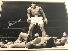 Muhammad Ali Boxing Cards and Autographed Memorabilia Guide 38