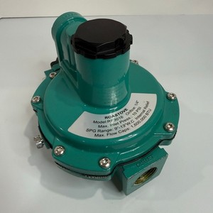 Roastove RF3016 Gas Pressure Regulator 1/4 NPT 10 PSI 1,600,000 BTU