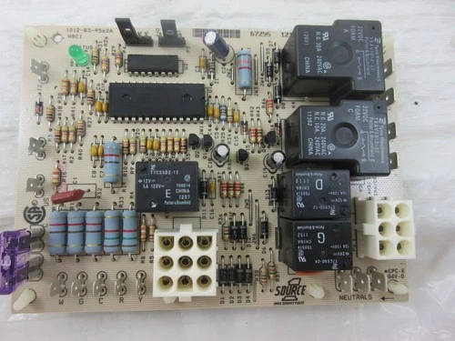 SOURCE 1 YORK LUXAIRE COLEMAN 67295 FURNACE CONTROL BOARD