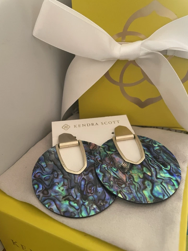 Pendiente Kendra Scott Oro Diane - Abulón Foto 3 de 4