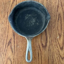 Wagner Ware Sidney 0 Cast Iron Skillet 1055B Vintage No. 5 Outside Heat Ring USA