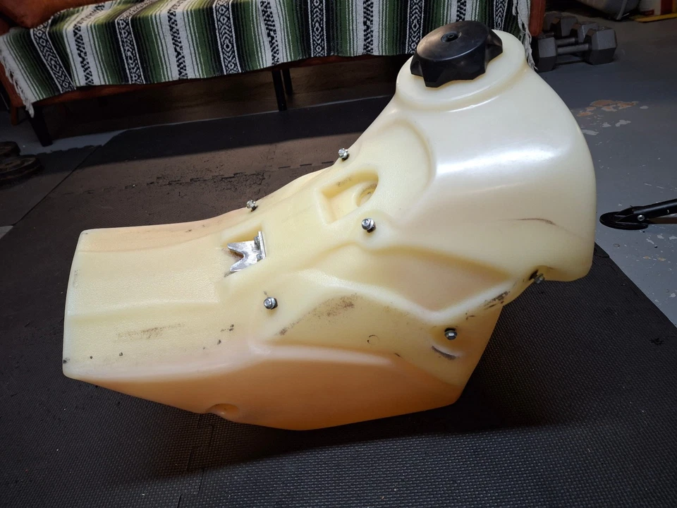 2008-2010 KTM 125, 200, 250, 300 XC, XCW IMS 3.7 gal Fuel Tank #13326 N2 Foto 2 de 4