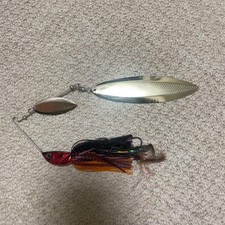 Fishing Lure Jackall Megalodon 2oz Spinnerbait Red Black Rubber Metallic