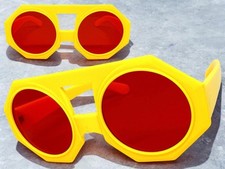 OVERSIZED Exaggerated Vintage Retro Style SUNGLASSES Large Yellow Frame Red Lens