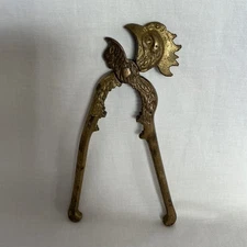 ANTIQUE SOLID BRASS CHICKEN ROOSTER NUTCRACKER 6.5” LONG