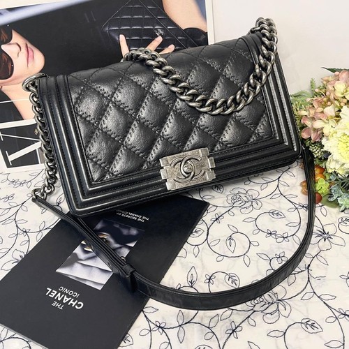 Chanel Boy Matelasse Shoulder Bag Black Used
